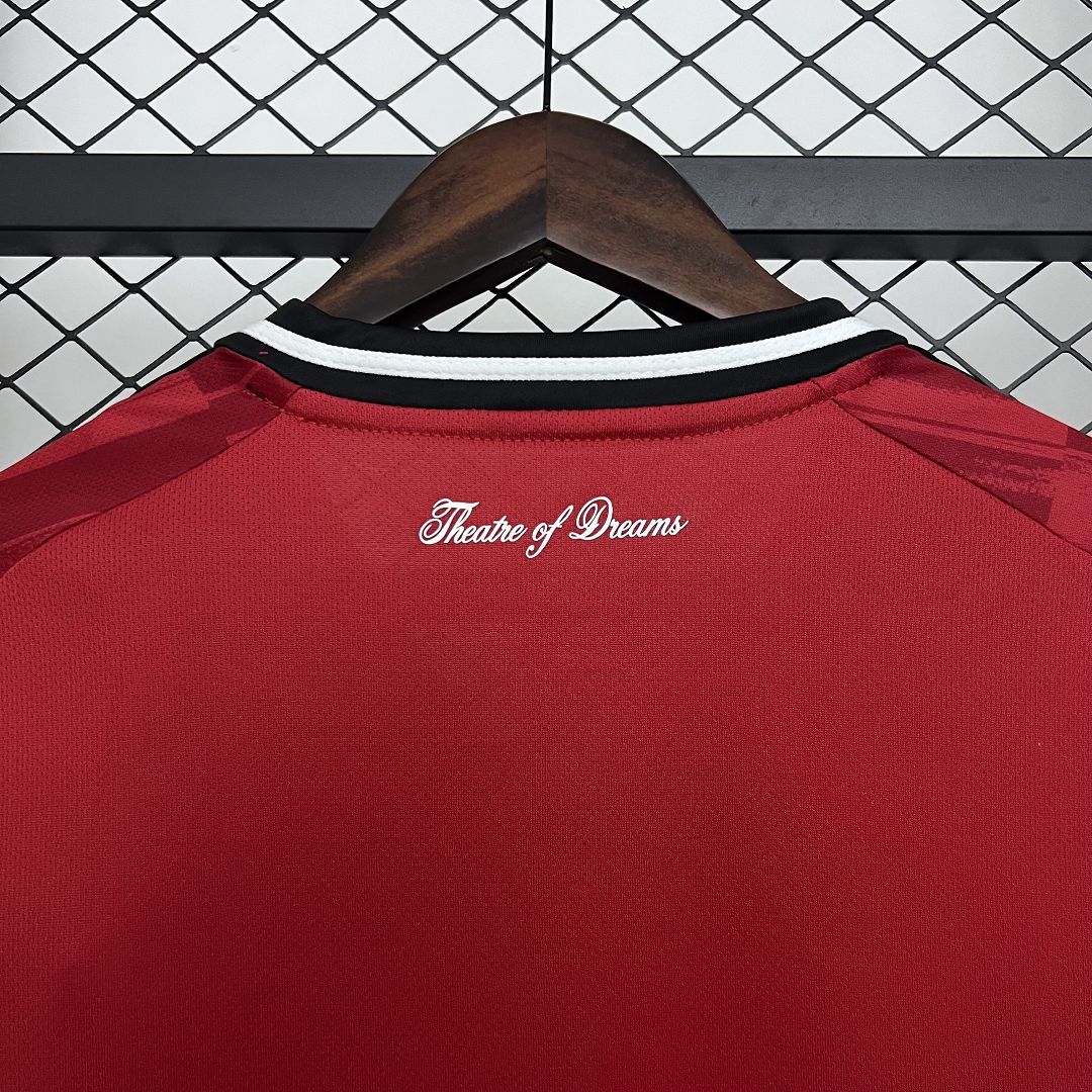 2025/26 Manchester United Home Soccer Jersey