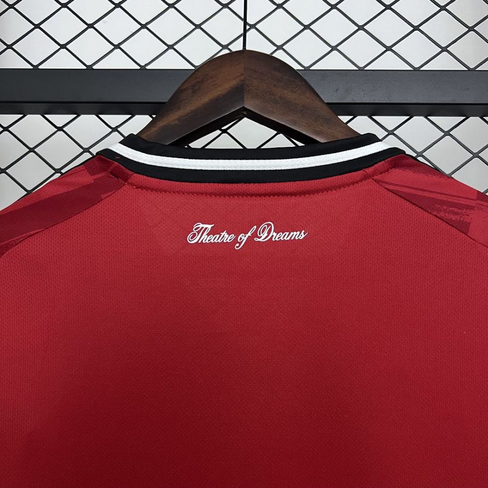 2025/26 Manchester United Home Soccer Jersey