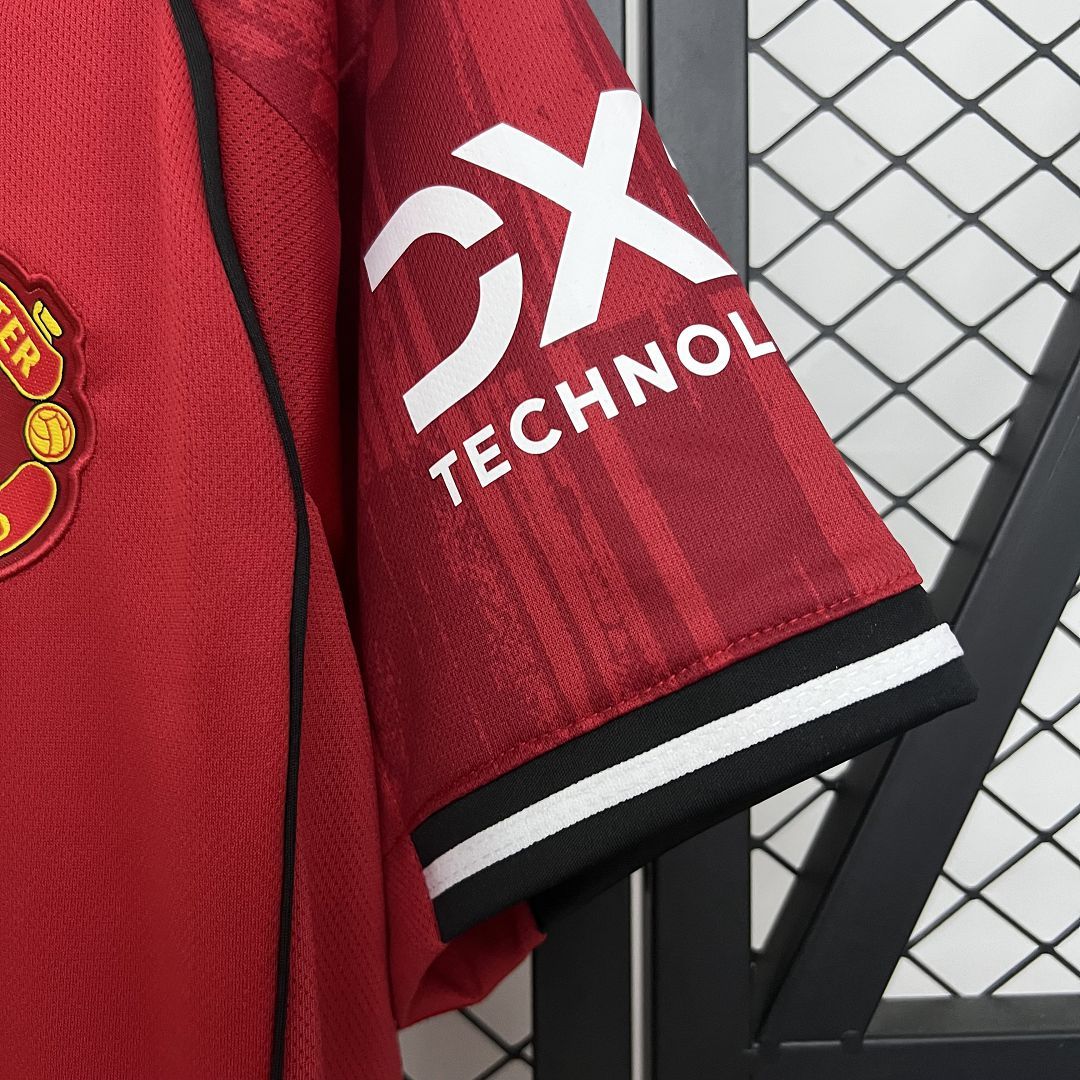 2025/26 Manchester United Home Soccer Jersey