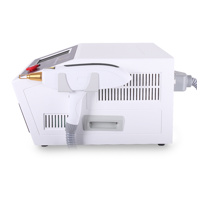 Q-SWITCHED ND YAG LASER