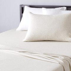 改Amazon Basics Cotton Jersey 4-Piece Bed Sheet Set, Queen, White, Solid