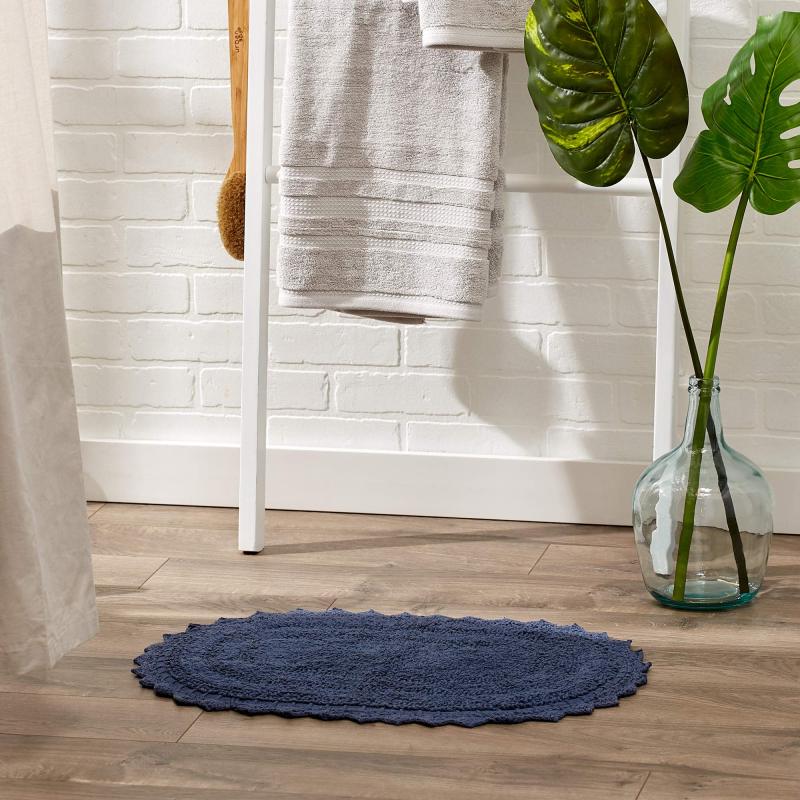 Crochet Collection Reversible Bath Mat, Round