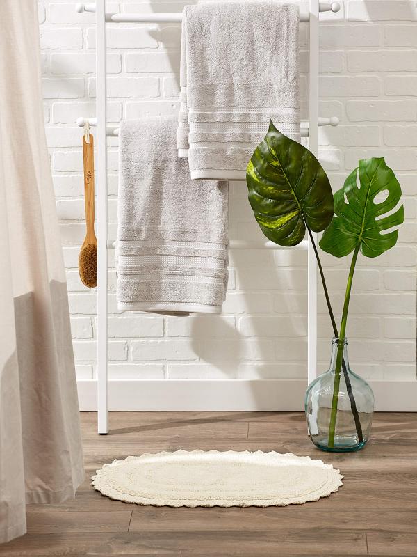 Crochet Collection Reversible Bath Mat, Round