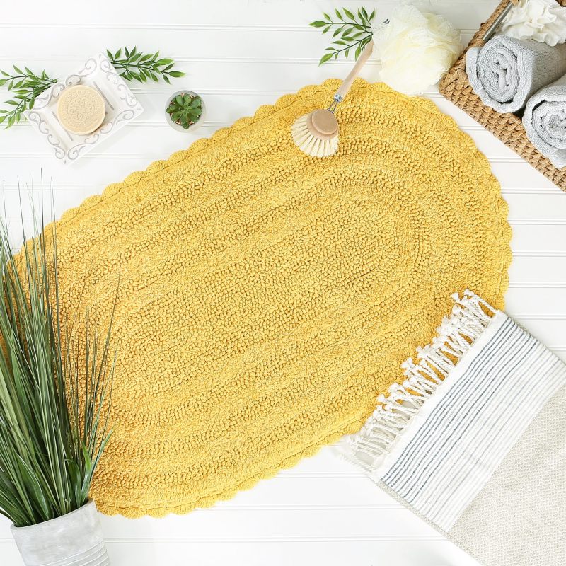 Crochet Collection Reversible Bath Mat, Round