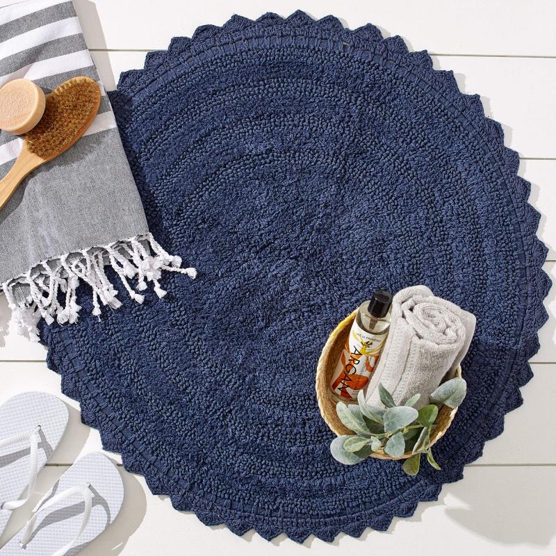 Crochet Collection Reversible Bath Mat, Round