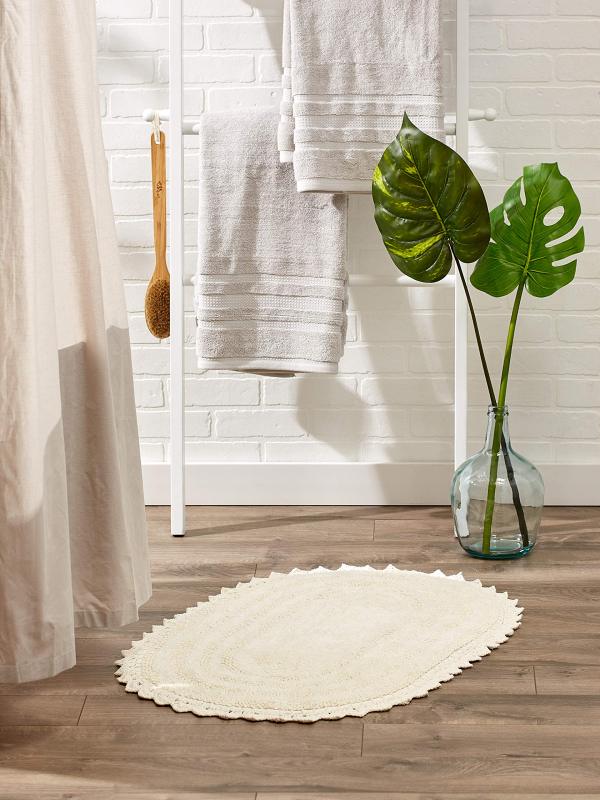 Crochet Collection Reversible Bath Mat, Round