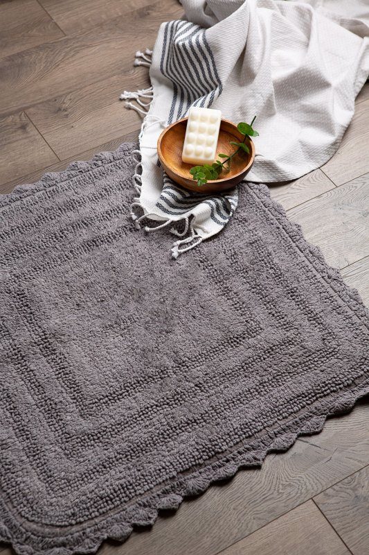 Crochet Collection Reversible Bath Mat, Round