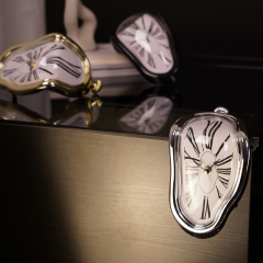DALI Melting Clock Table Clock Table Decoration Holiday Gifts Creative Gifts Silver Clock