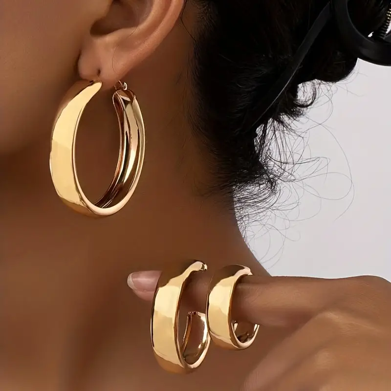 Costume Jewelry & Accessories