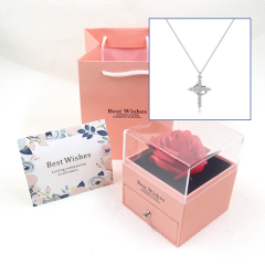 Necklace gift box Faux flowers