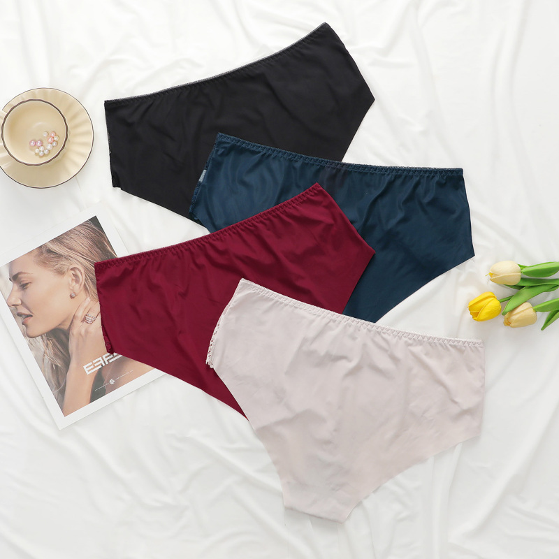Viomisha 4-piece set of women's oversized ice silk panties, skin friendly and breathable lace wrapped around the hips, mid low waist triangle pants # Z2400