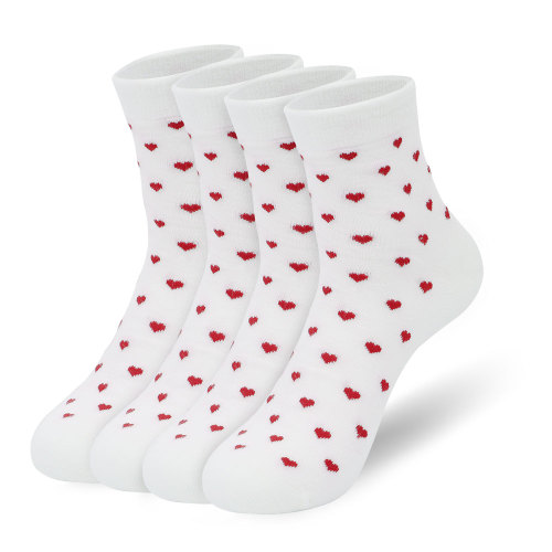 A pair of full peach heart socks for girls spring and summer mid-tube socks cute and versatile campus style fashionable sports socks(Twelve pairs)
