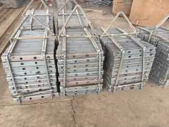 FISH PLATE WITH NUT AND BOLT