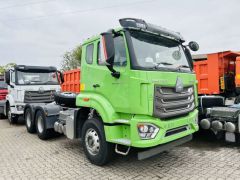 SINOTRUK HOWO N7 6X4 TRACTOR TRUCK