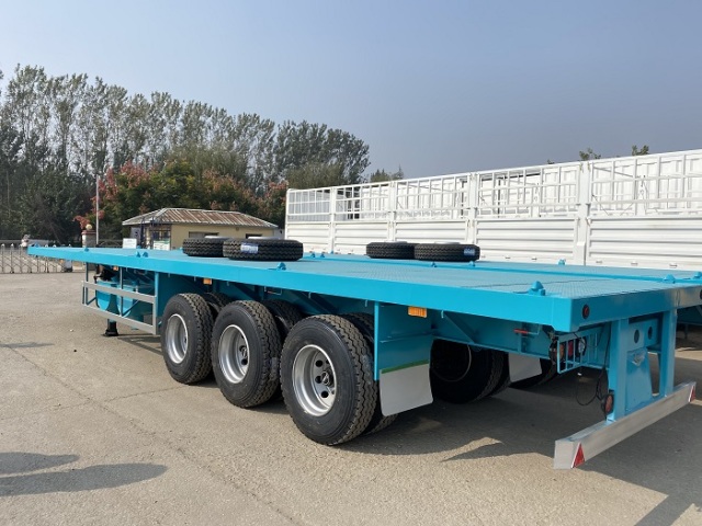 3 AXLES FLAT BED SEMI TRAILER