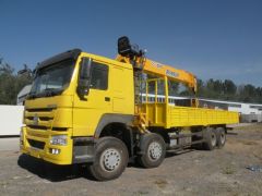 SINOTRUK HOWO 8×4 TRUCK MOUNTED CRANE