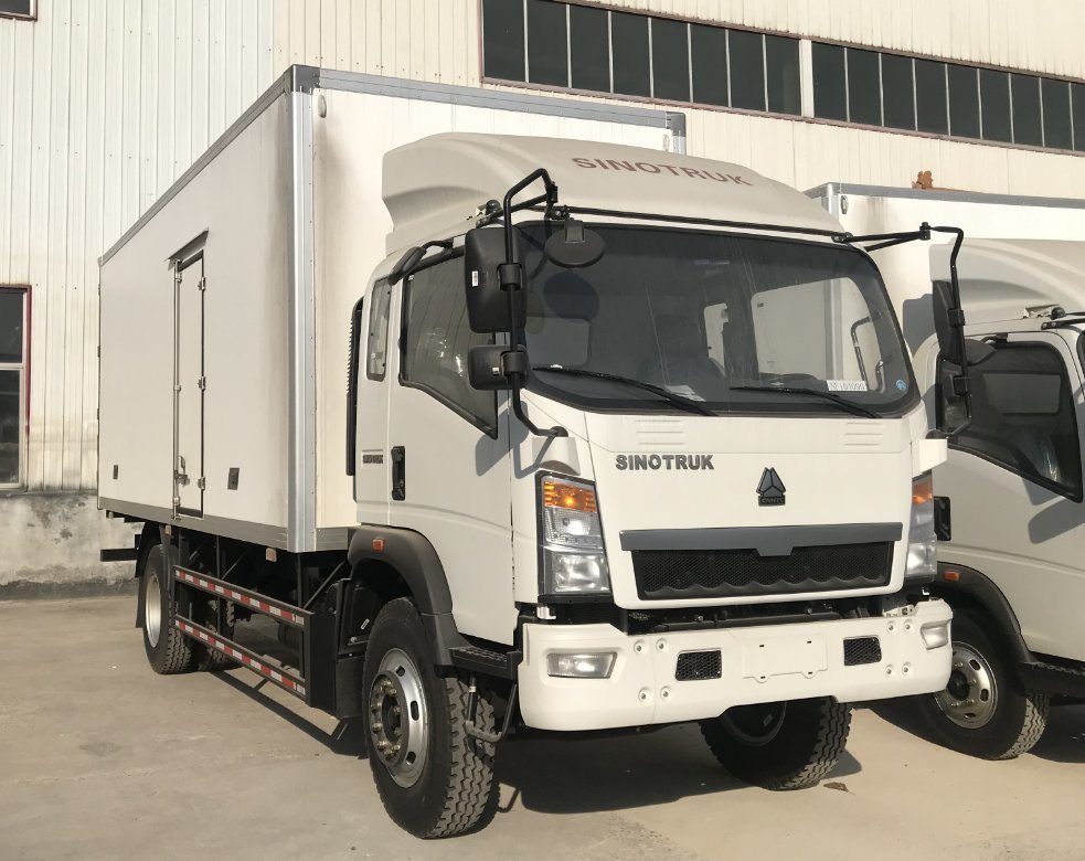 SINOTRUK HOWO LIGHT VAN TRUCK