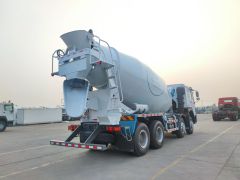 SINOTRUK HOWO 8x4 MIXER TANKER TRUCK