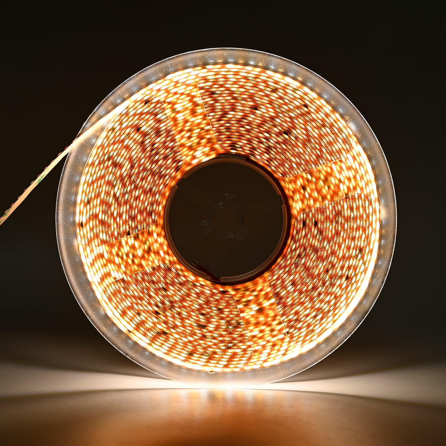8mm 24V 208leds/m Ra93 CCT 2835 LED Strip
