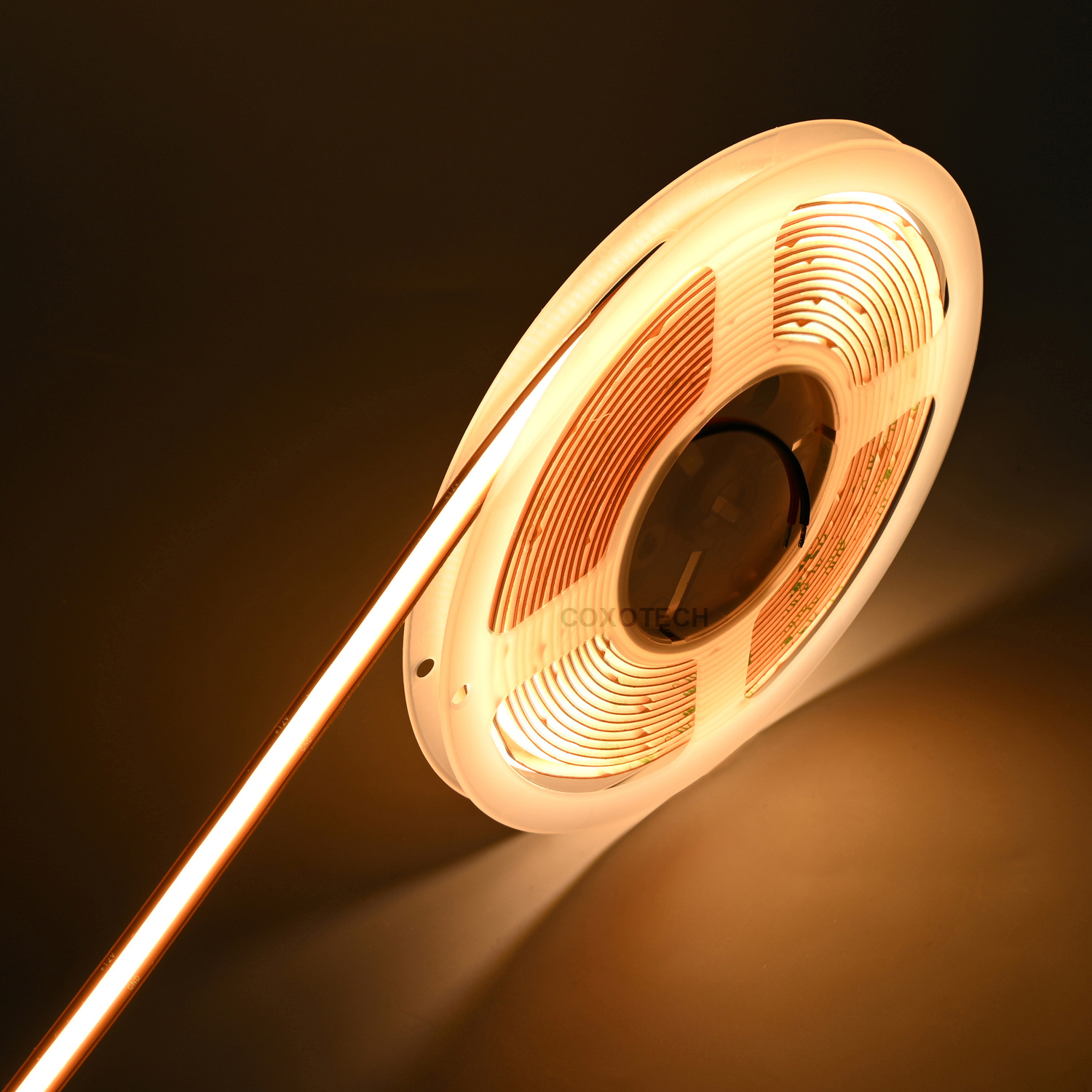M5000 528leds Ra90 5 Years Warranty 8mm Free Cutting COB LED Strip