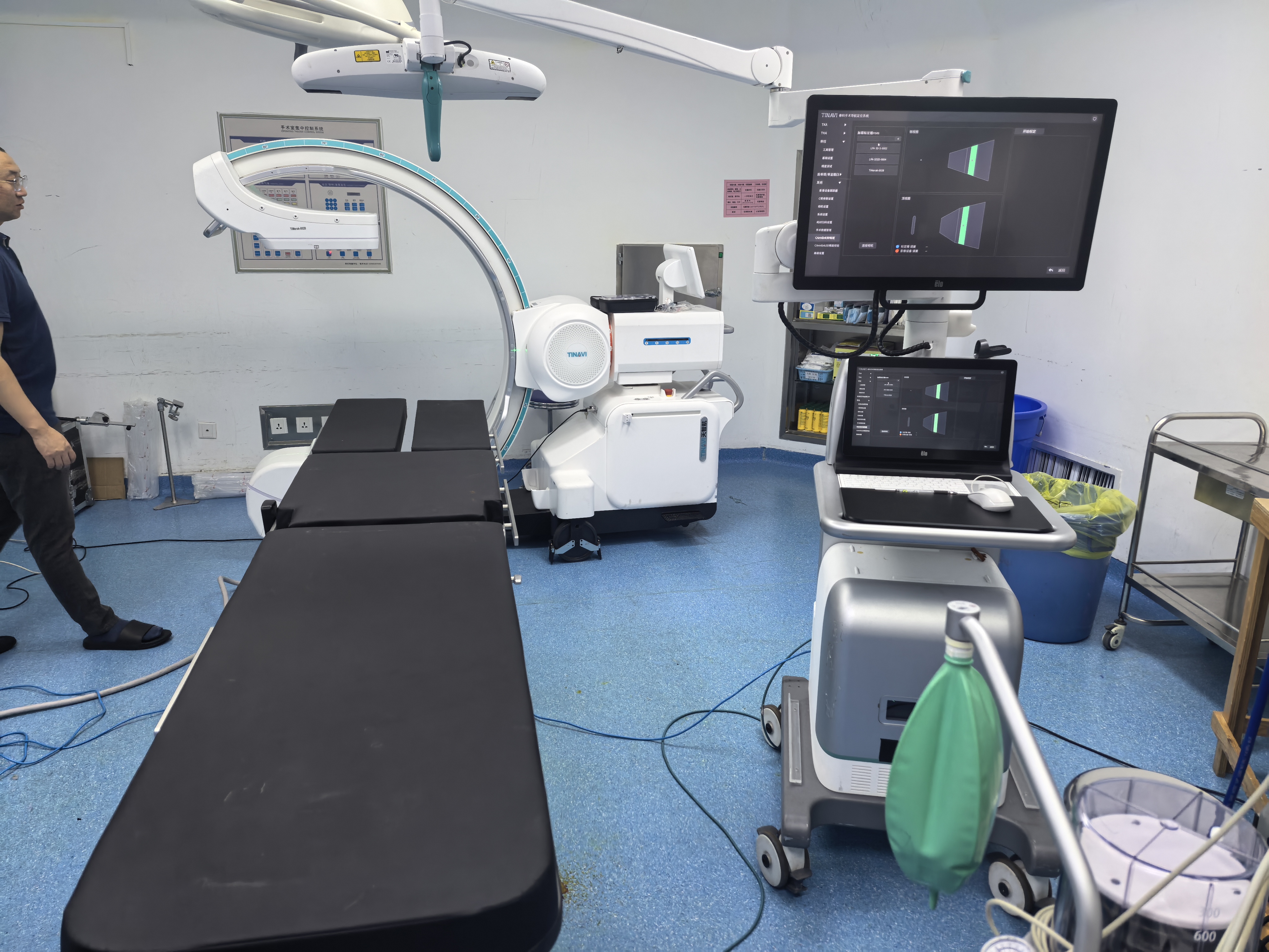 Lower limb orthopedic operating table