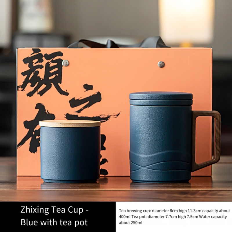 Ceramic tea cup with lid and filter