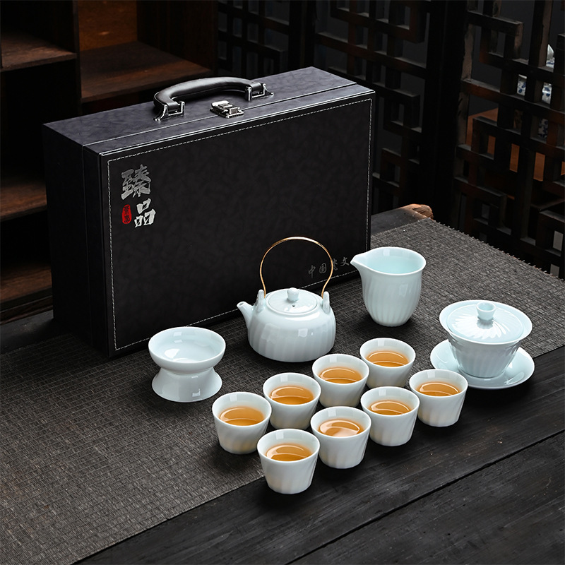 Covered bowl and handle teapot ceramic tea set