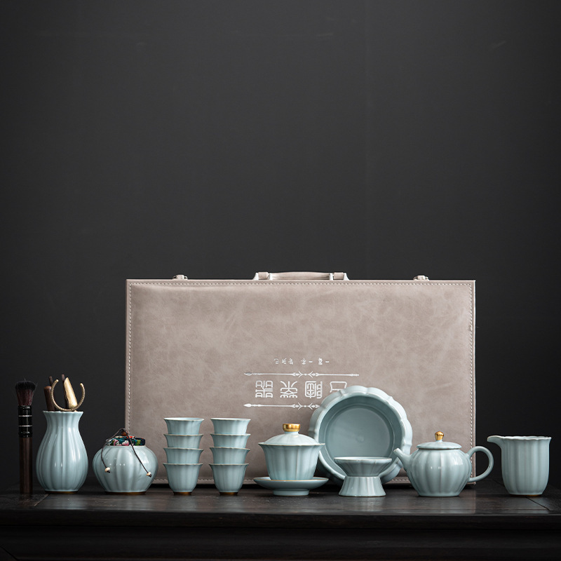 Celadon tea set in various styles