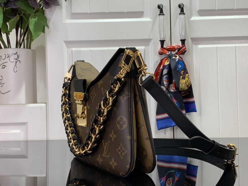 Lv twinny handbag