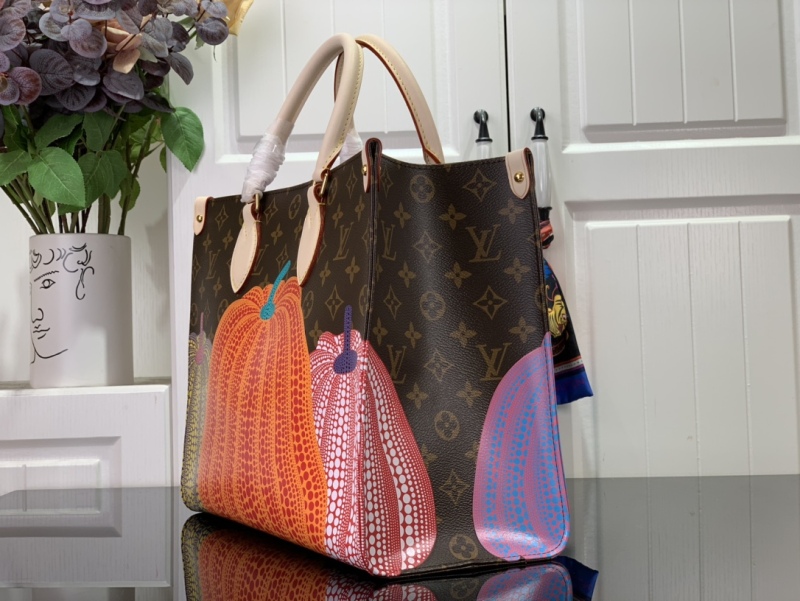 LV x YK ONTHEGO medium handbag