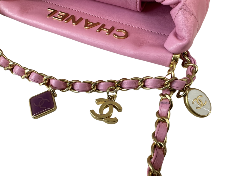 CHANEL 22 MINI HANDBAG