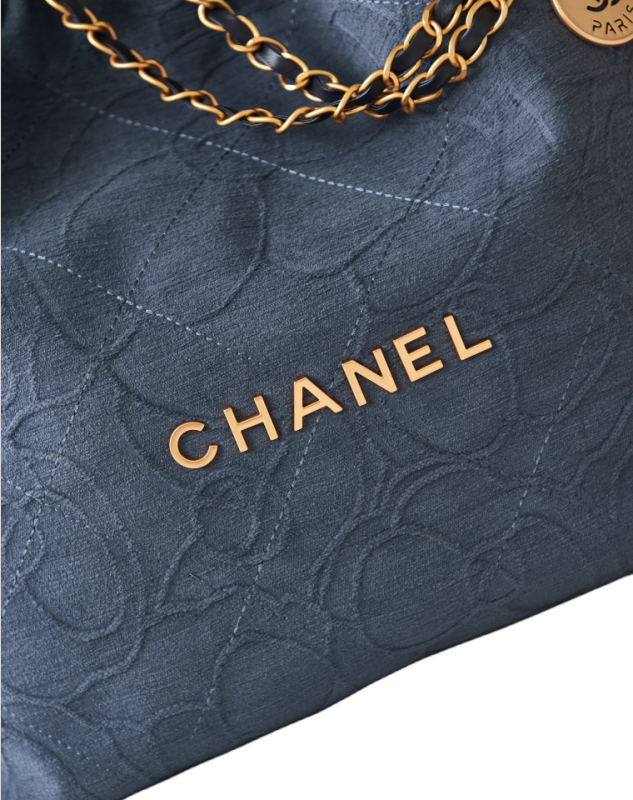 CHANEL 22 HANDBAG