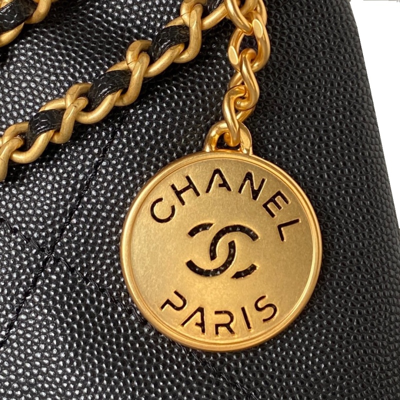 CHANEL 22 MINI HANDBAG