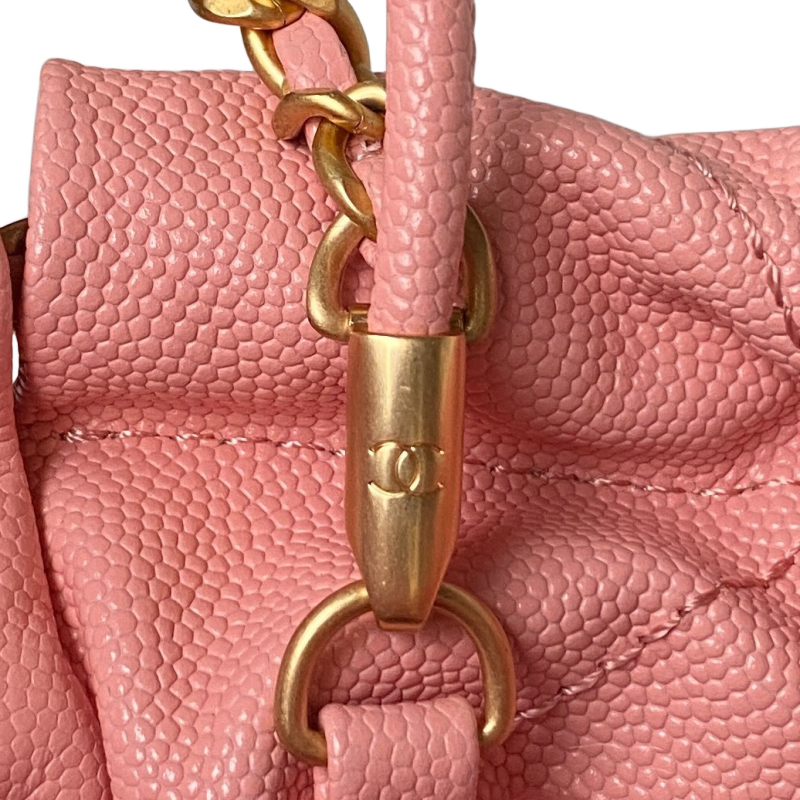 CHANEL 22 MINI HANDBAG