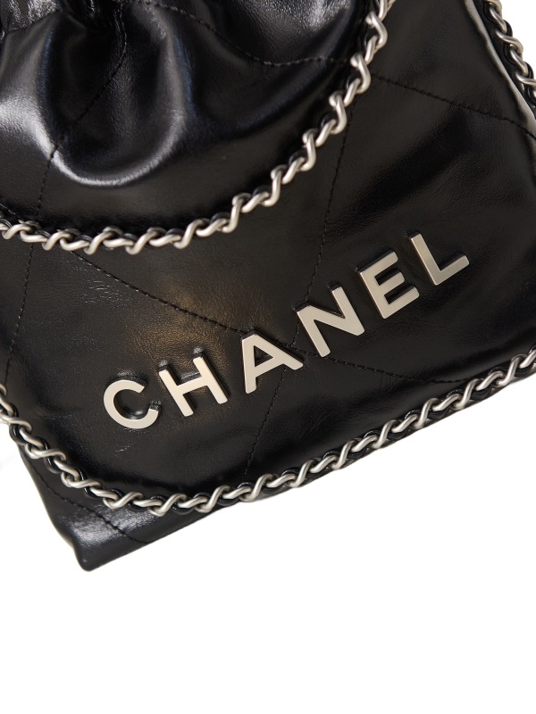 CHANEL 22 MINI HANDBAG