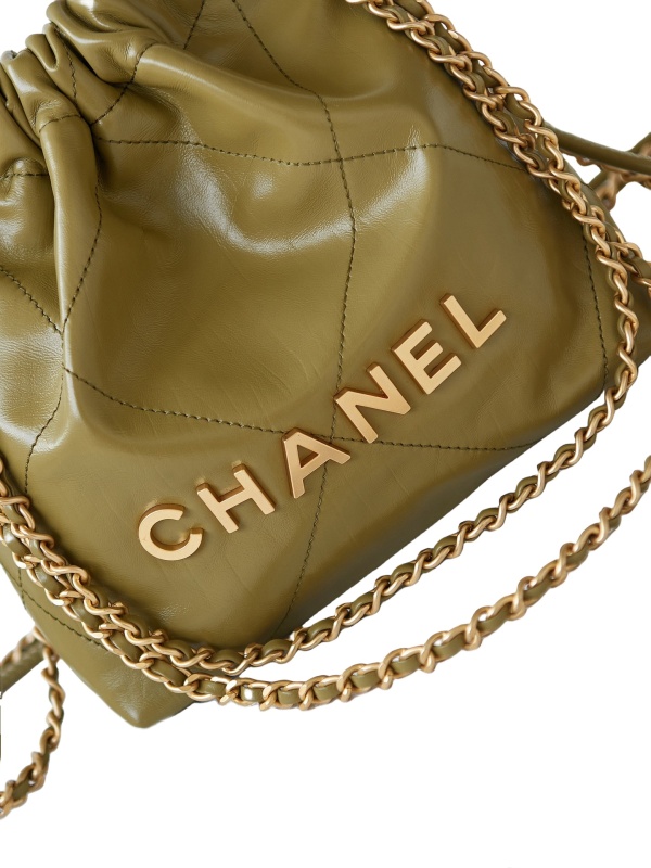 CHANEL 22 MINI HANDBAG