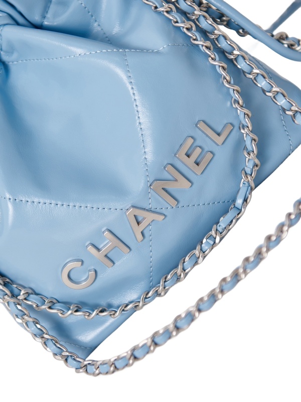 CHANEL 22 MINI HANDBAG