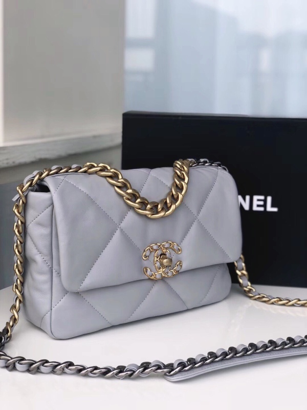 CHANEL 19 HANDBAG