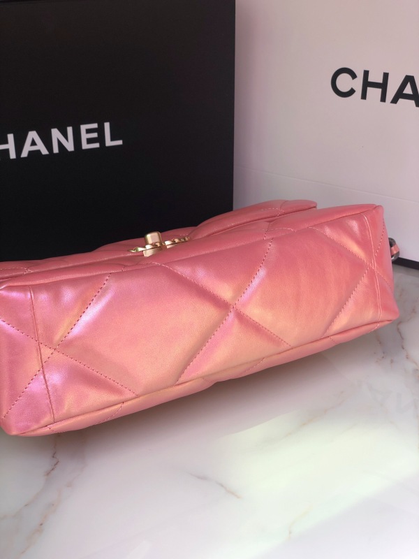 CHANEL 19 HANDBAG