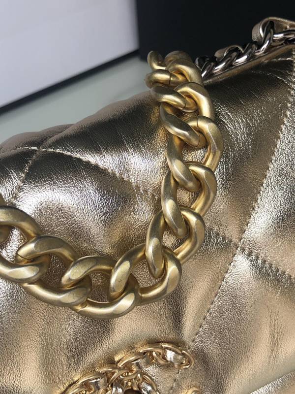 CHANEL 19 HANDBAG