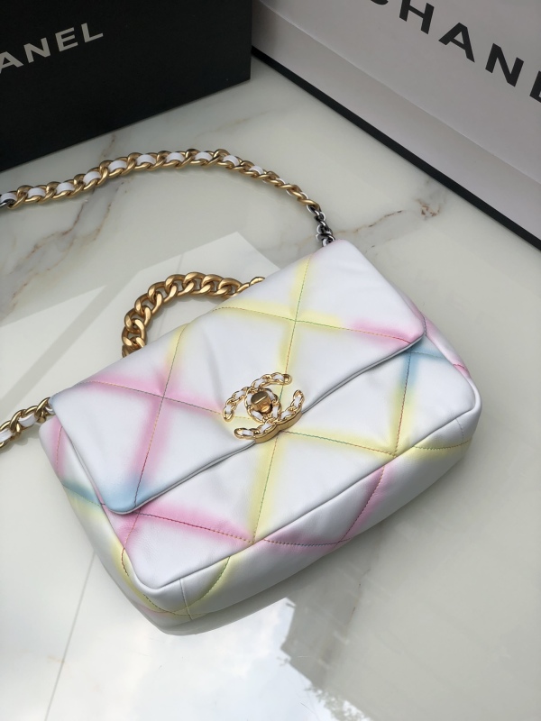 CHANEL 19 HANDBAG