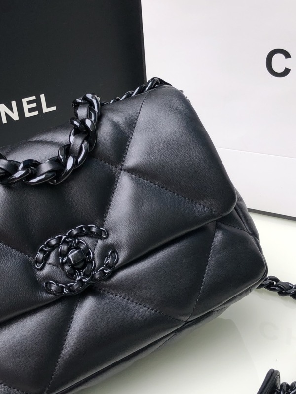 CHANEL 19 HANDBAG