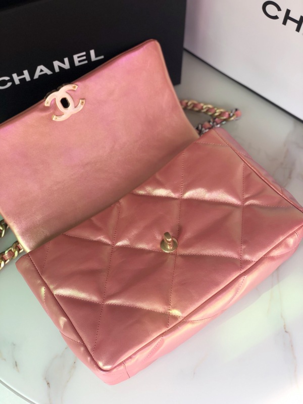 CHANEL 19 HANDBAG