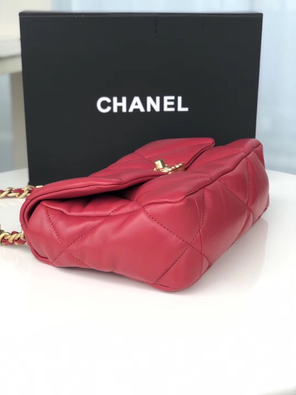 CHANEL 19 HANDBAG