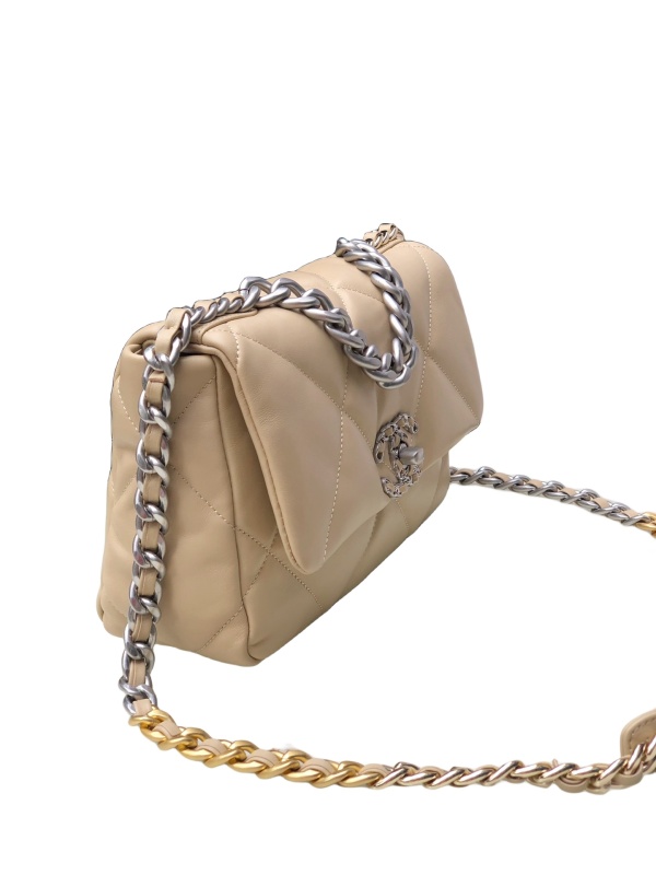 CHANEL 19 HANDBAG