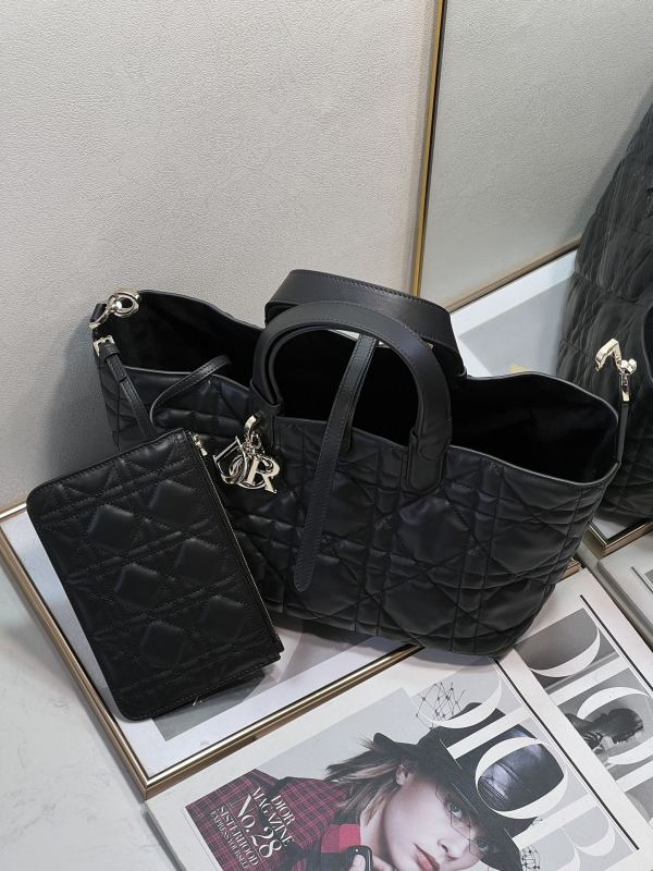 MEDIUM DIOR TOUJOURS BAG