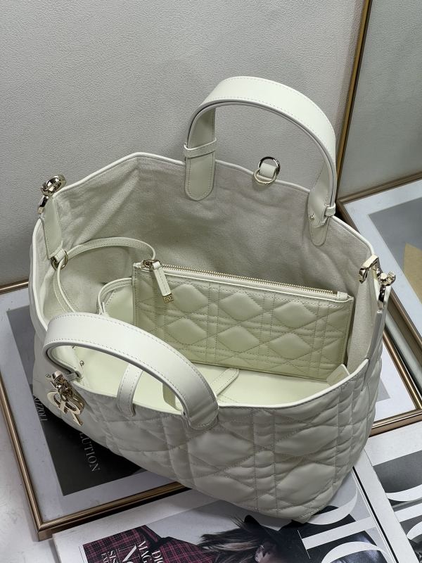 MEDIUM DIOR TOUJOURS BAG