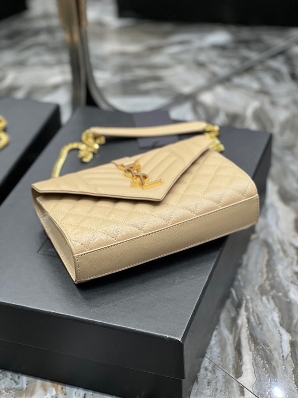 ENVELOPE SMALL IN QUILTED GRAIN DE POUDRE EMBOSSED LEATHER