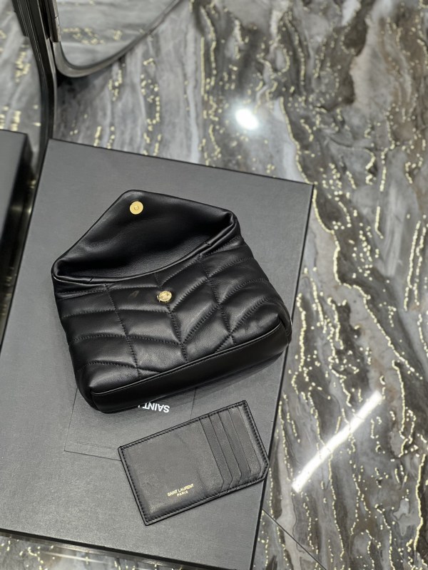 PUFFER SMALL POUCH IN QUILTED LAMBSKIN