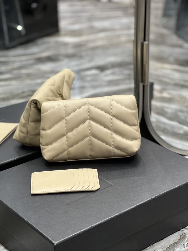 PUFFER SMALL POUCH IN QUILTED LAMBSKIN